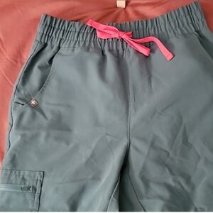 Figs Set Catarina Scrub Top/ Zamora Jogger Scrub Pants